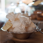 Load image into Gallery viewer, Large assorted meringues
